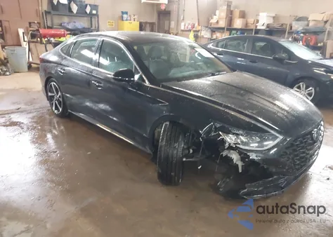 2022 Hyundai Sonata Sel Plus z USA, uszkodzony, nr VIN 5NPEJ4J25NH138654